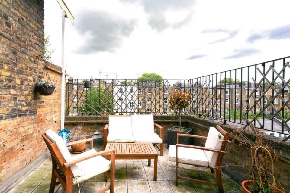 The Chelsea Ambassadorial Executive Penthouse Apartment in City of Westminster