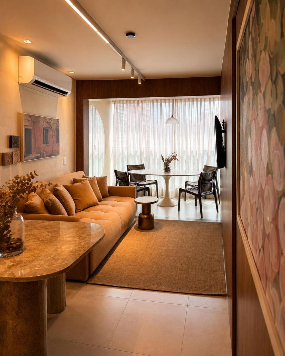 Communal lounge/ TV room