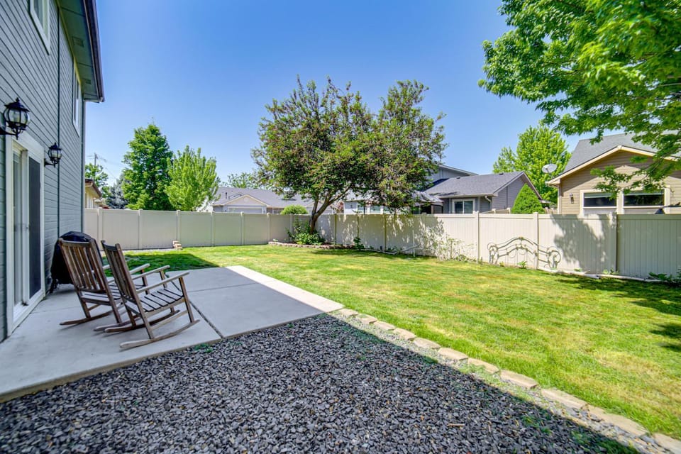 Suburban Treasure Valley Home w/ Fenced Backyard House in Meridian