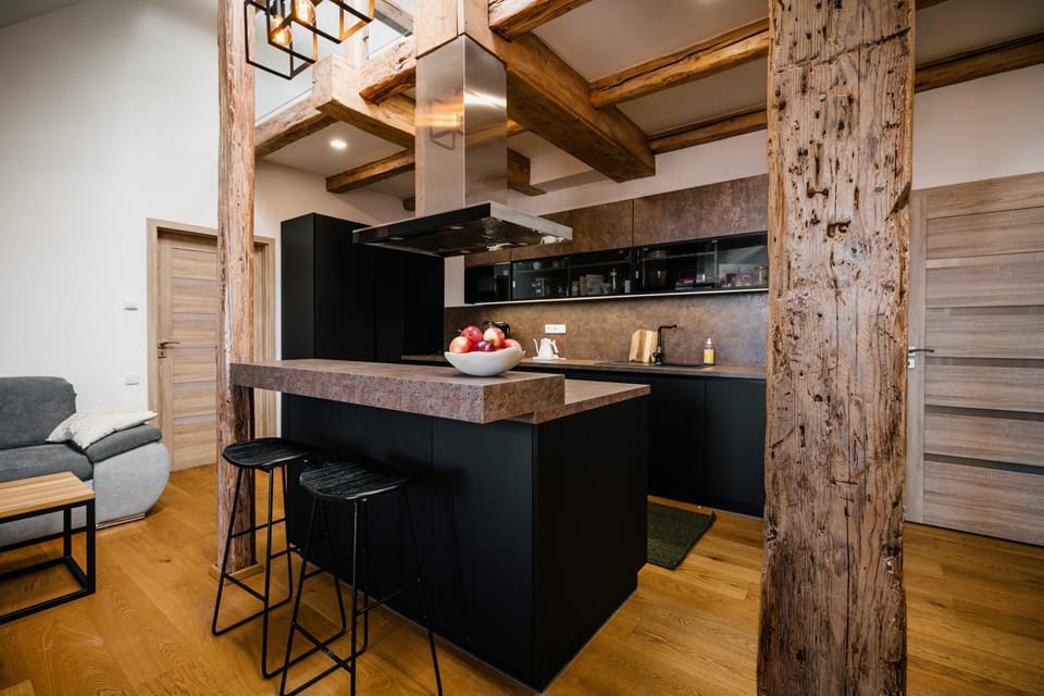Kitchen or kitchenette, Living room