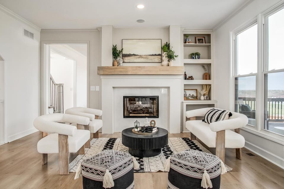 Living room, Seating area