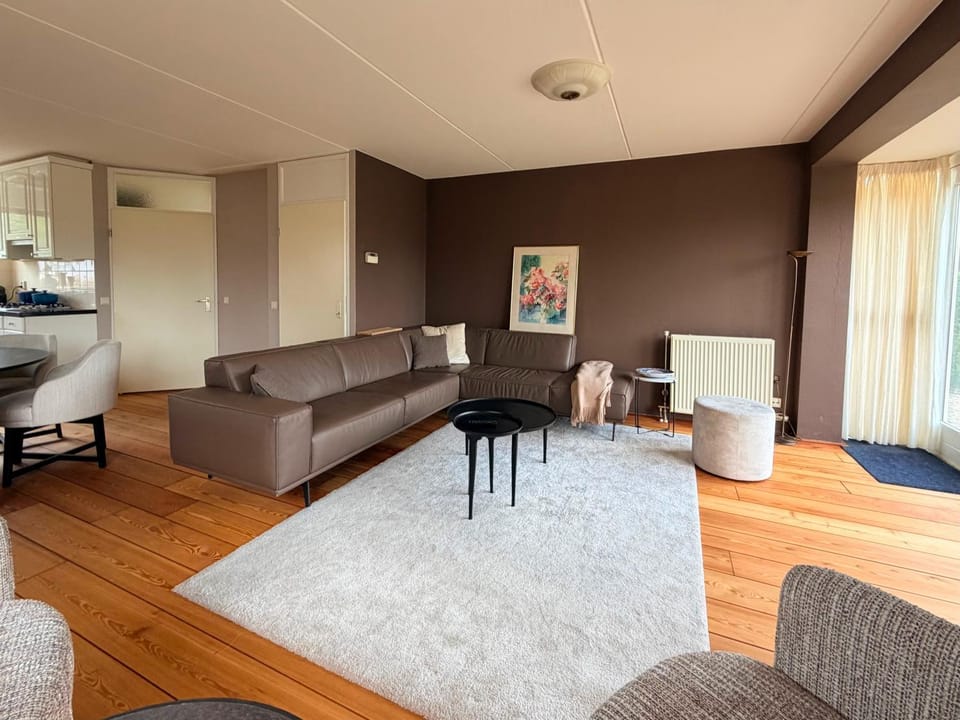 Villa Water en Meer House in Friesland, Netherlands