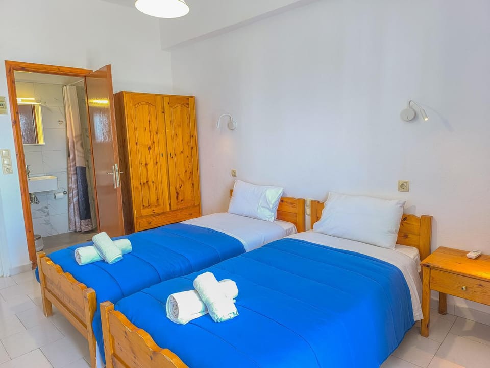 Sougia Afrodite Rooms 4 with balcony Apartment in Crete
