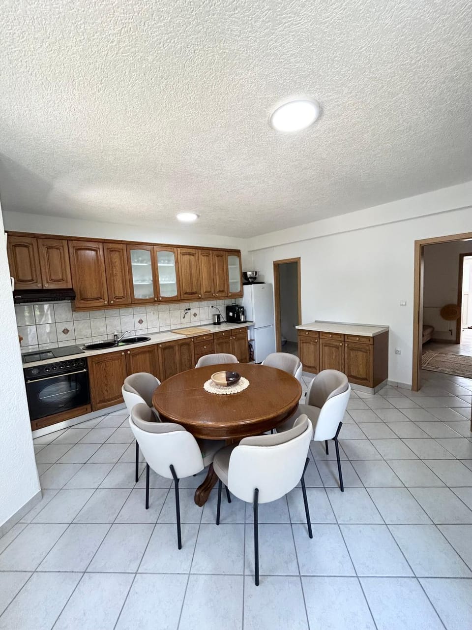 Kitchen or kitchenette, stove, kitchen