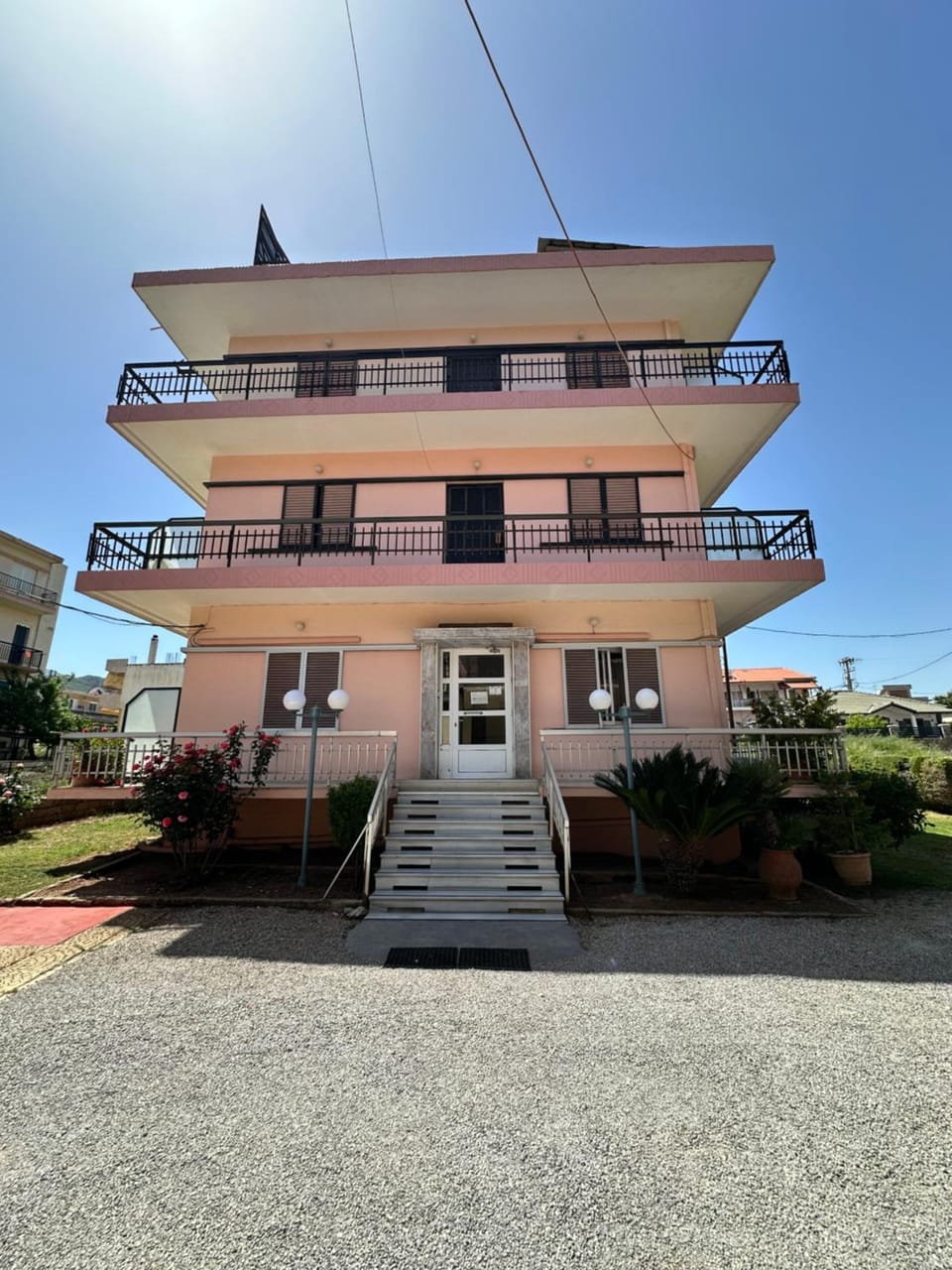Property building, Facade/entrance