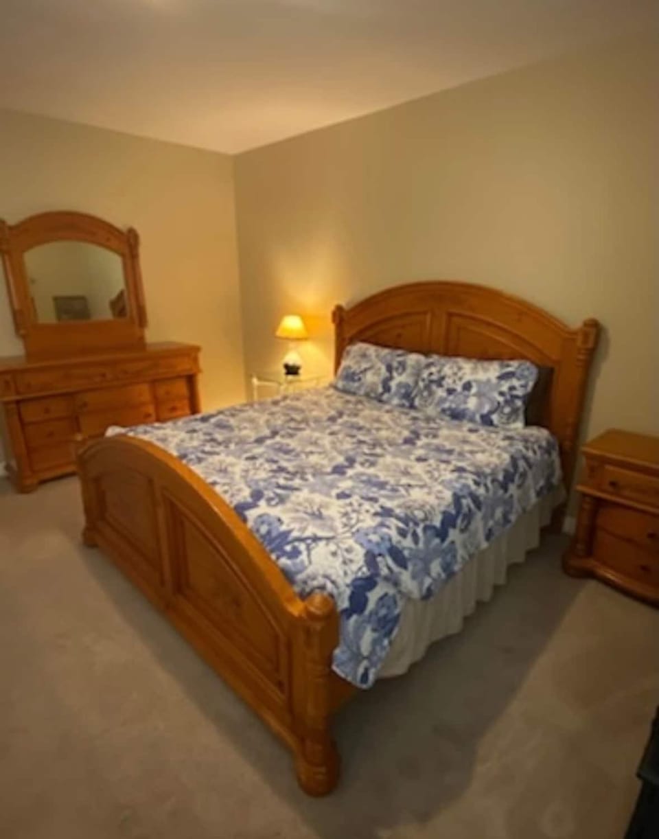 Lux 2 Mins 2 Beach Houston Med NASA Galveston Apartment in Kemah
