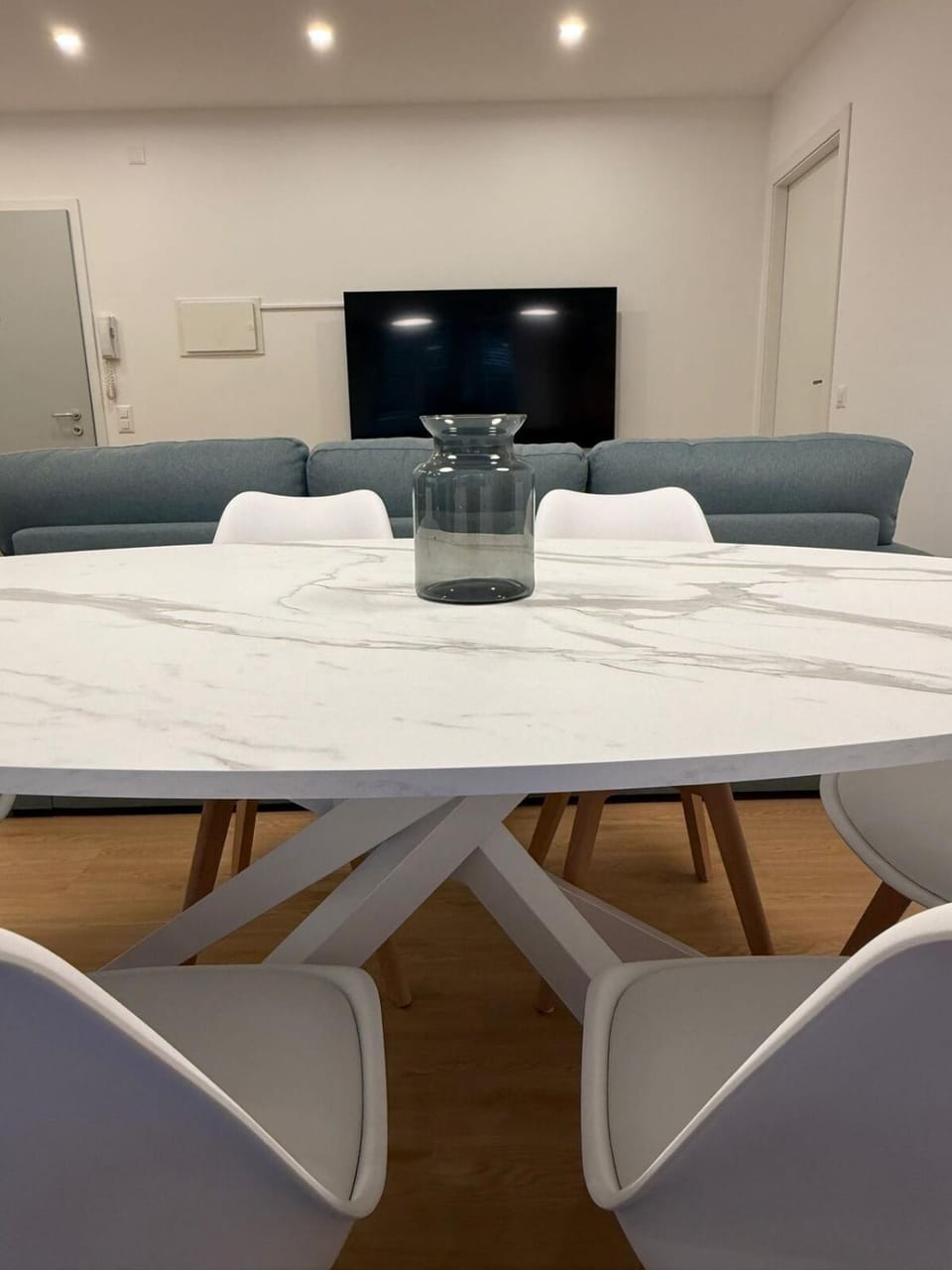 TV and multimedia, Dining area