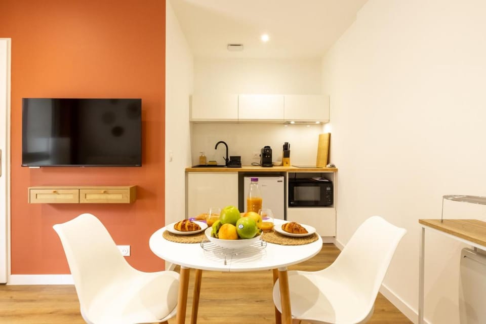 TV and multimedia, Dining area, kitchen
