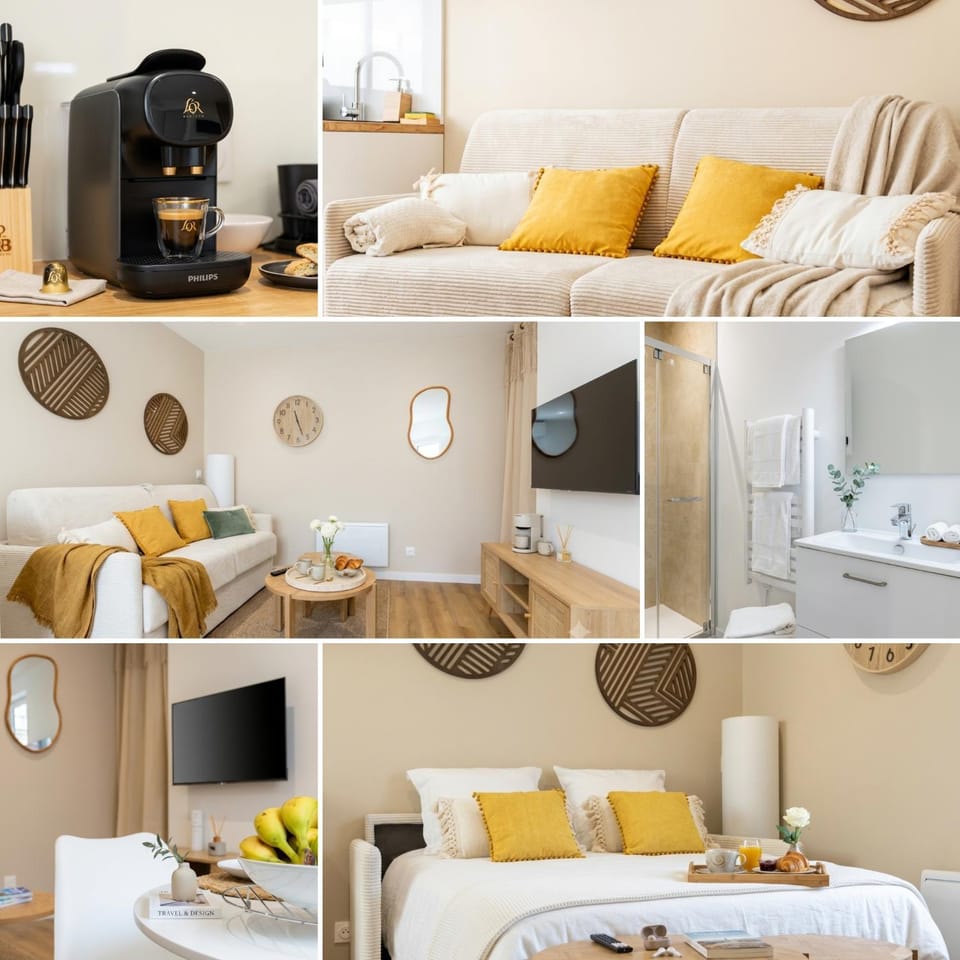 Bed, TV and multimedia, Living room, Seating area