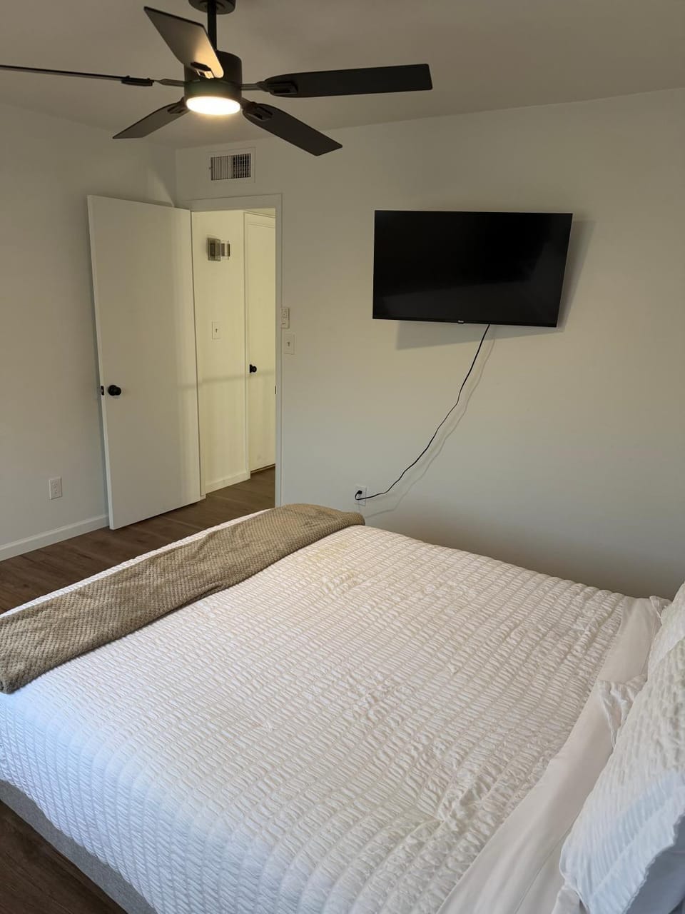 Old Town Scottsdale Luxe Townhouse - Pool - Sleeps 10 House in Scottsdale
