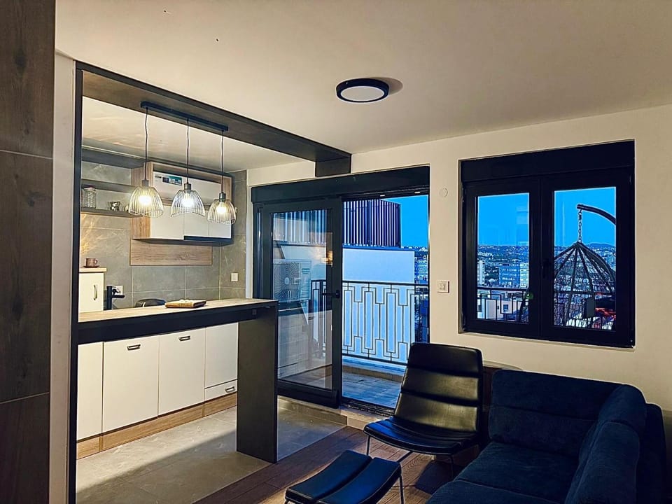 Skyline Residence Apartment in Belgrade