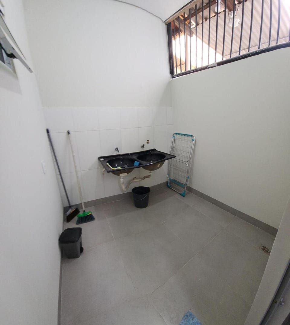 Kitnet próximo a UFR, acesso exclusivo, confortável Apartment in State of Mato Grosso, Brazil