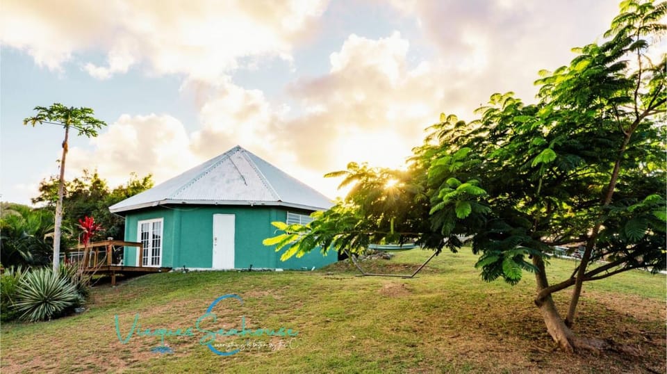 Property building, Natural landscape, Garden view