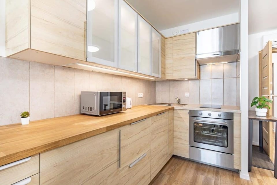 NEW - Central Comfy Home with Balcony Apartment in Budapest