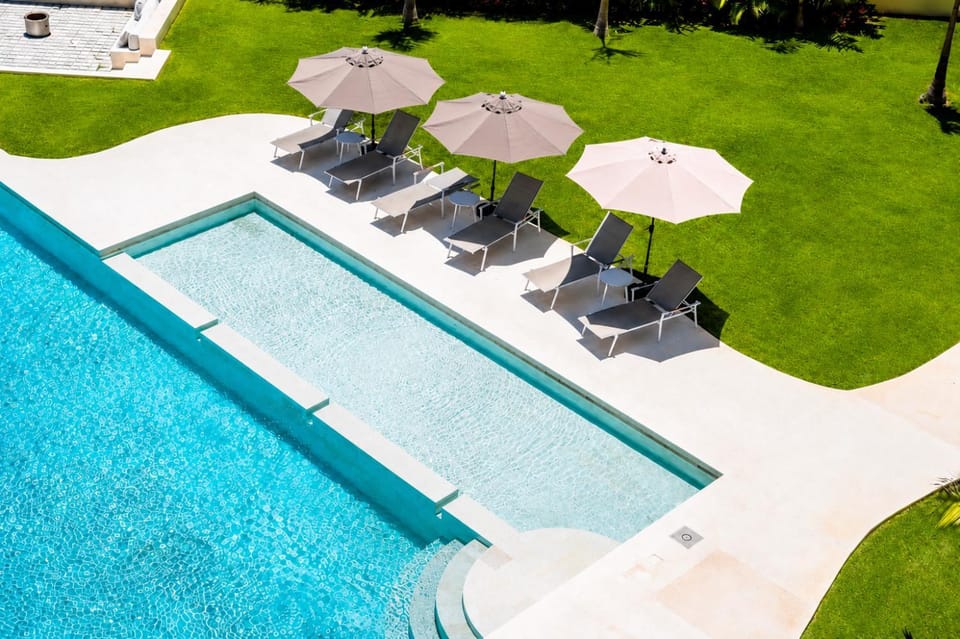 Day, Garden, Garden view, Pool view, Swimming pool, sunbed