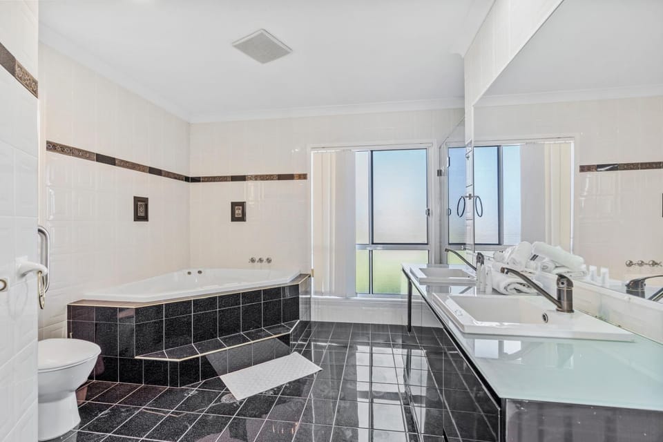Bathroom, Bath