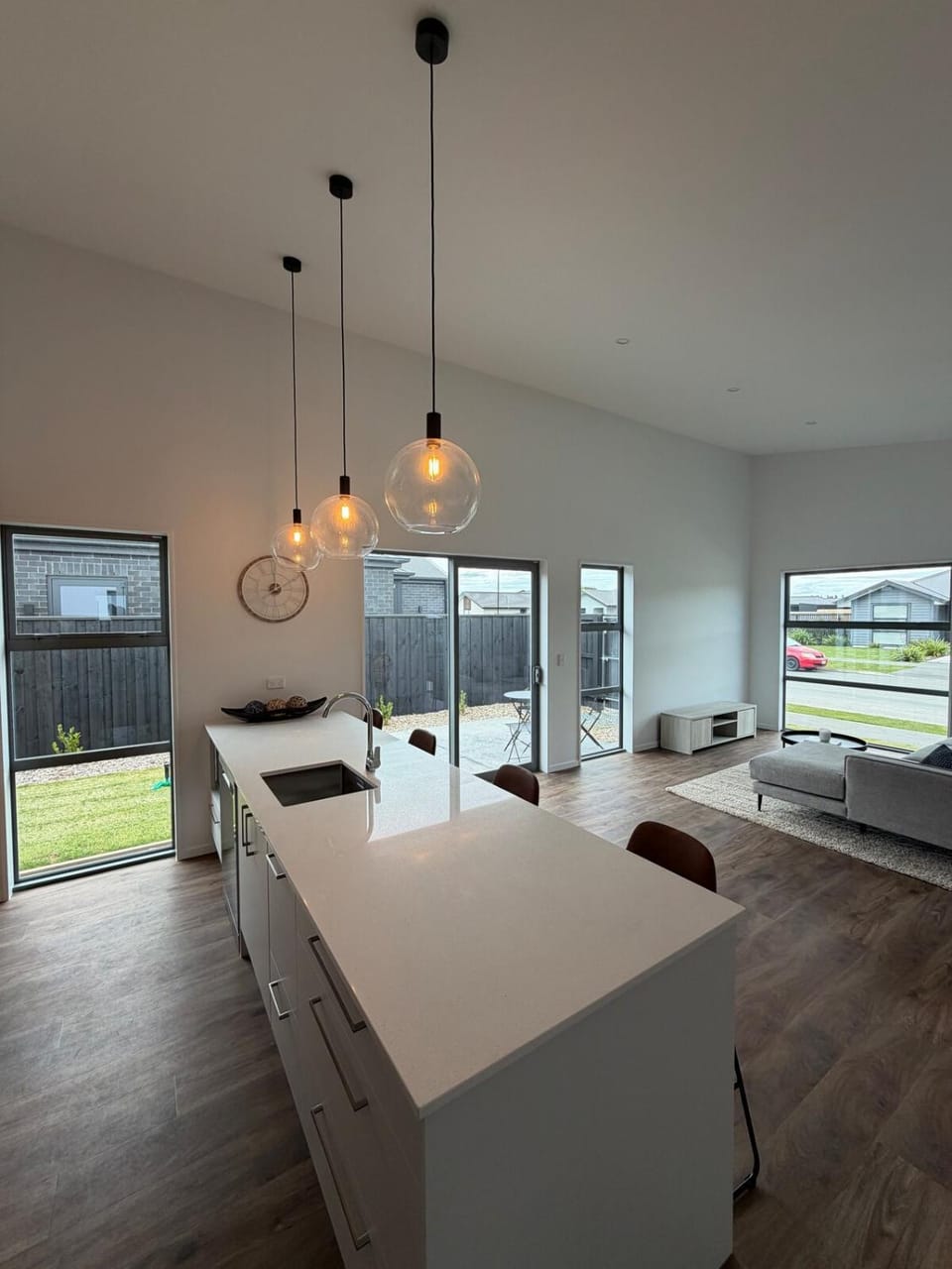 The Ultimate Lincoln Stay Brand New 3BR Home Apartment in Christchurch