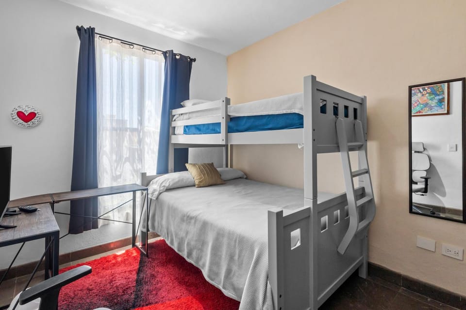 Bed, Photo of the whole room