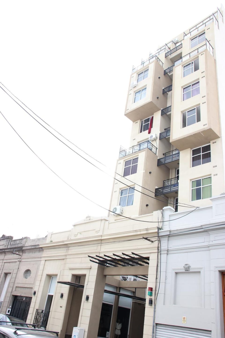 Facade/entrance