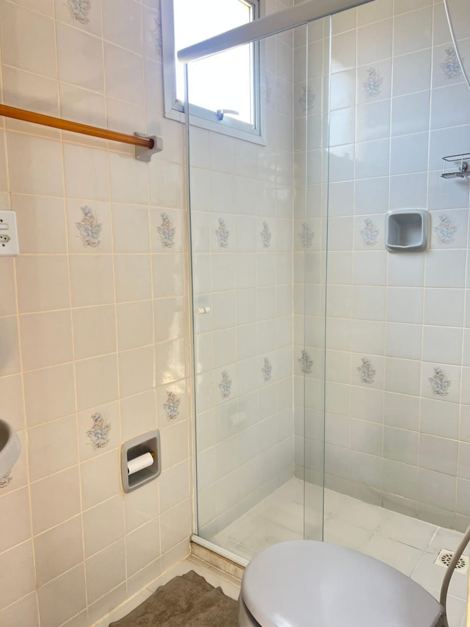 Apartamento com suíte, 5 minutos a pé da Praia do Morro Apartment in Guarapari