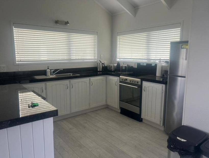 Kitchen or kitchenette, oven, stove