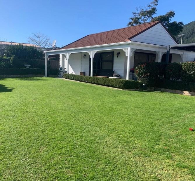 Property building, Garden, Garden view