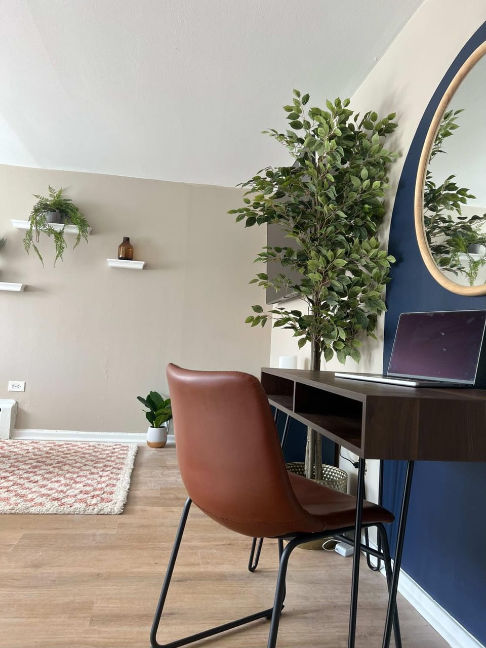Serenity & Style With Parking Apartment in Villa Park