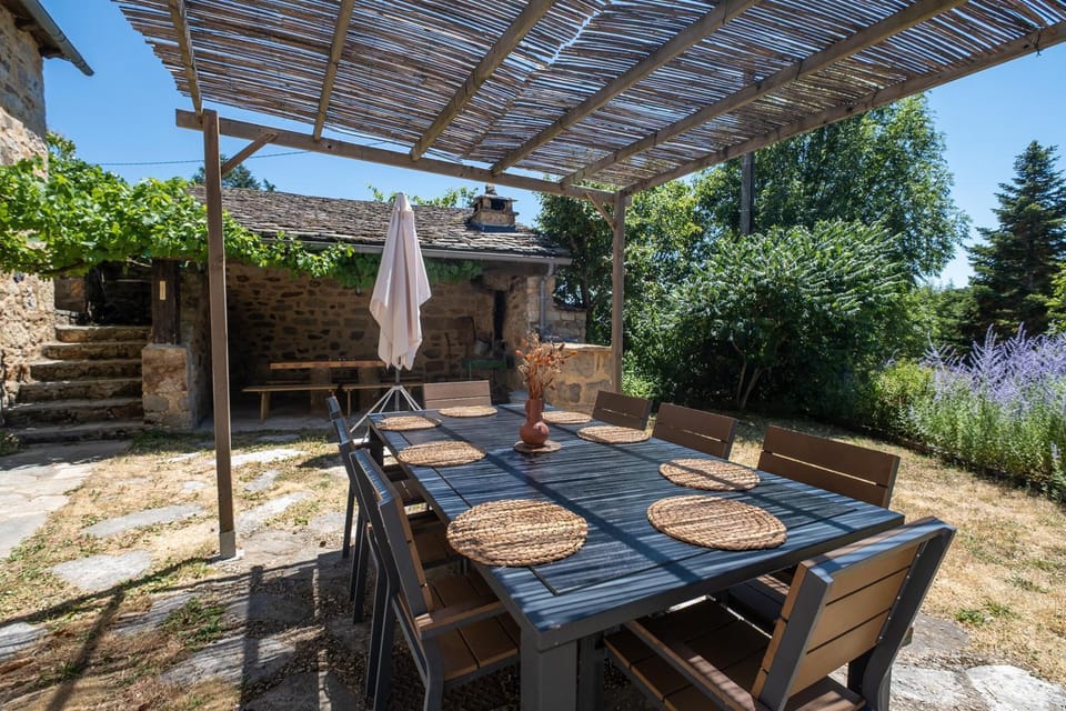 Au pied de l'aubrac House in Occitanie