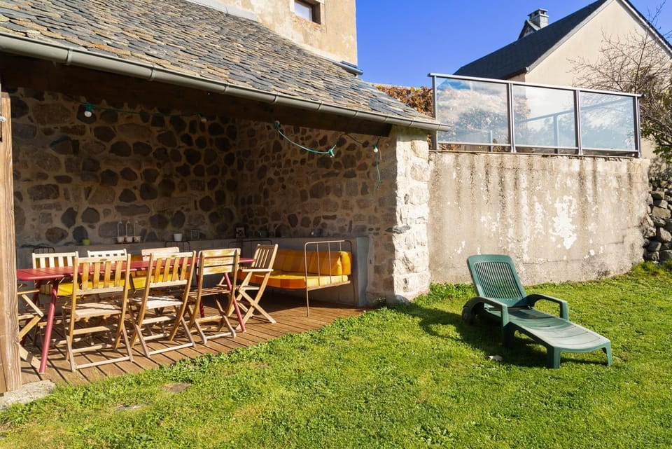 Gma142 - gîtes de france 3 épis 8/10 pers à nasbinals House in Occitanie