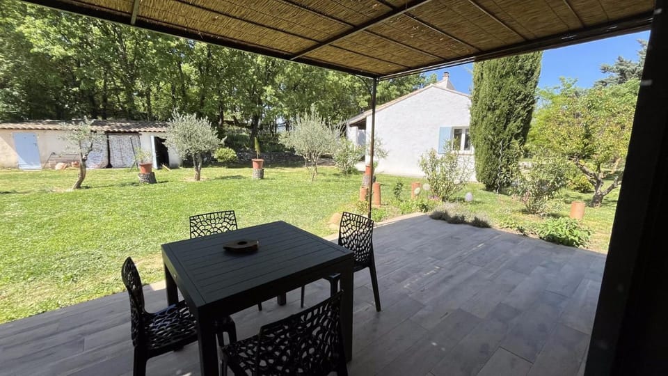 Gîte au calme en provence verte House in Saint-Maximin-la-Sainte-Baume