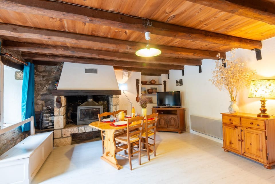 Gîtes de france 3/5 pers à saint-chély-du-tarn House in Occitanie