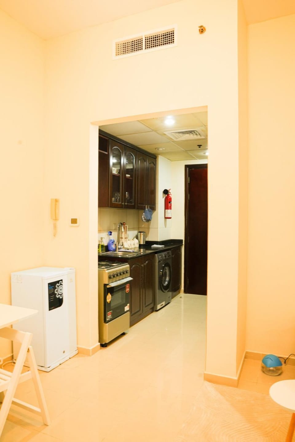 Kitchen or kitchenette, Kitchen or kitchenette, Dinner, oven, stove, stove, kitchen