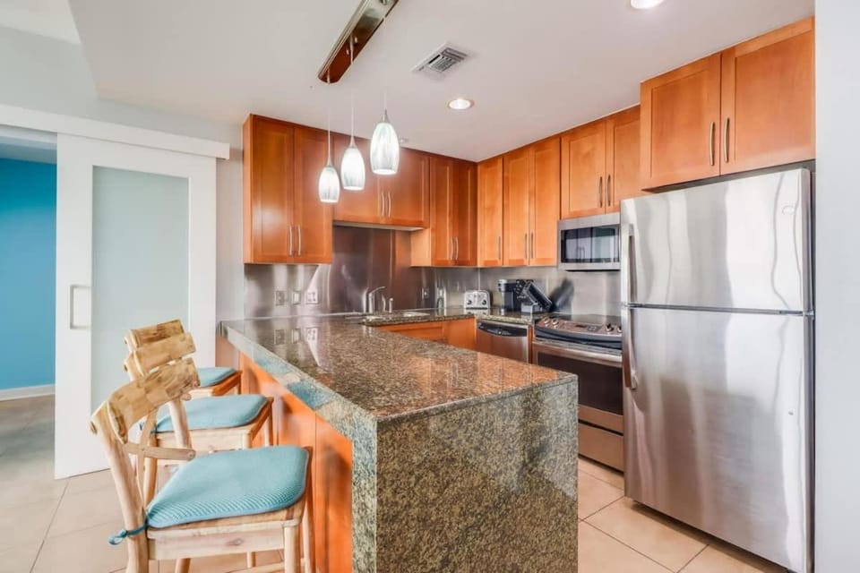 Kitchen or kitchenette, kitchen