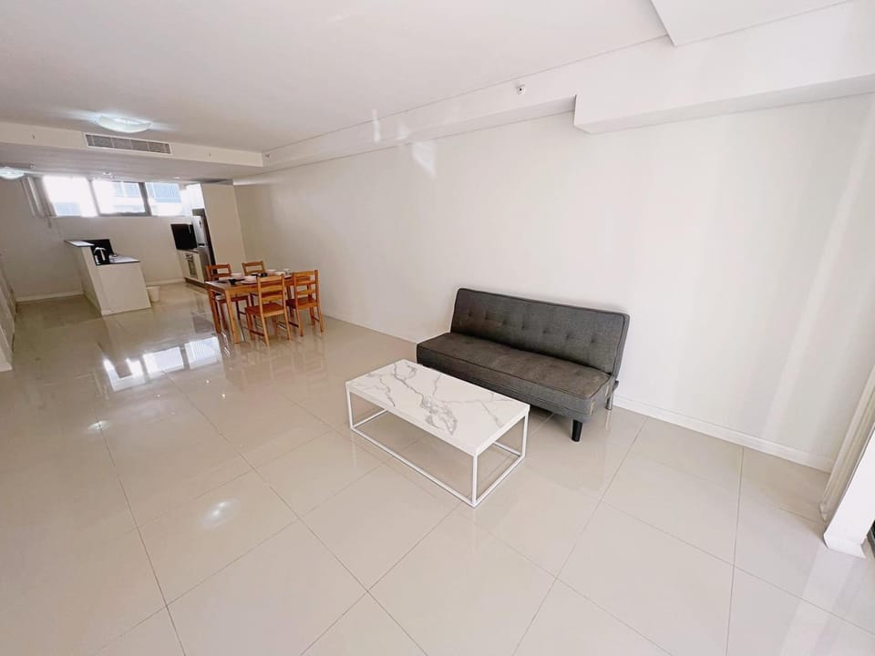 A spacious two bedroom apartment with available parking space Apartment in Mascot