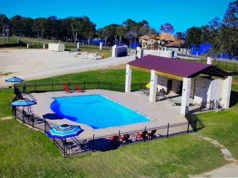 Heron Harbor 3-BR, 2-full bath lake-front condo Apartment in Lake Livingston