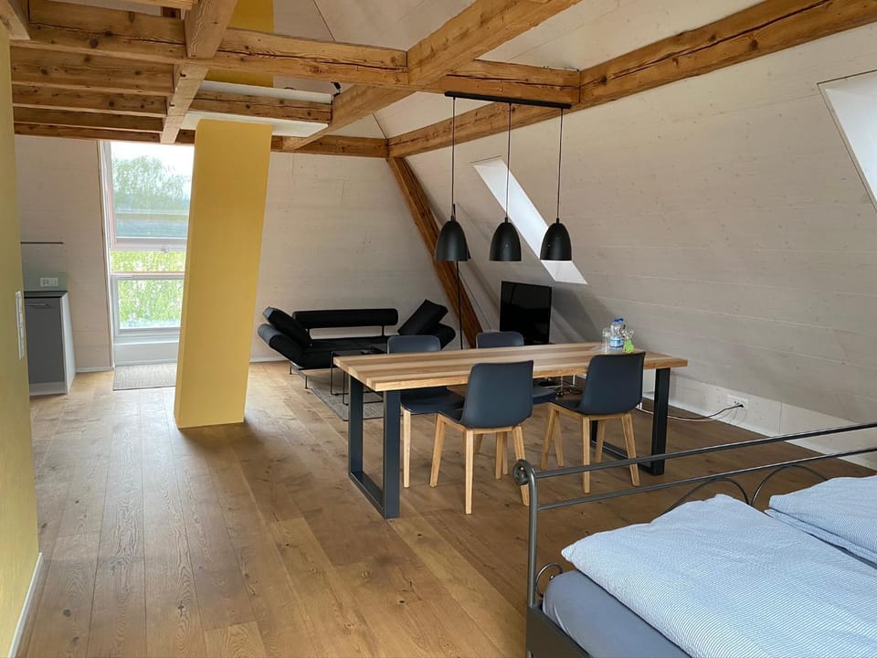 Living room, Photo of the whole room, Seating area