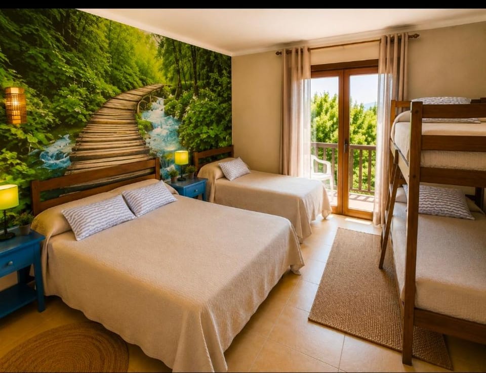 Hostal Bernareggi Hotel in Cala Figuera