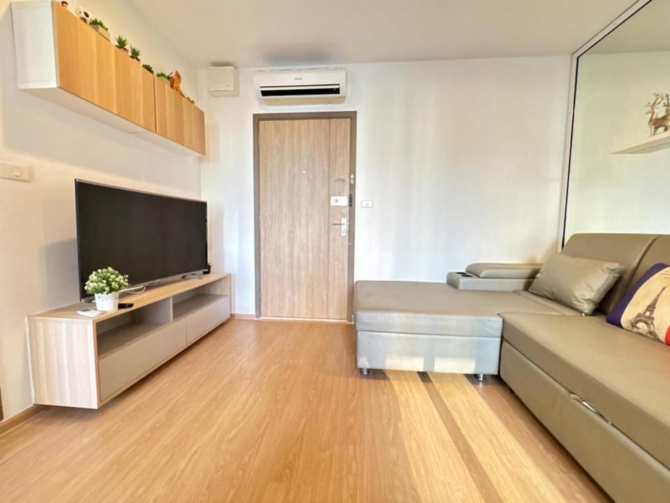 Sanphawut IDEO CONDO Apartment in Bangkok