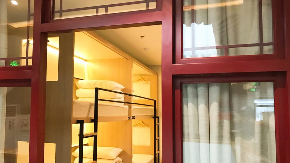 bunk bed