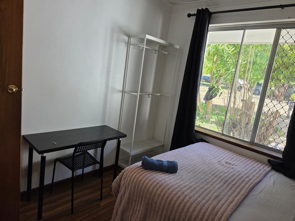 Kaveri Farm House - Room3 Bed and Breakfast in Kelmscott