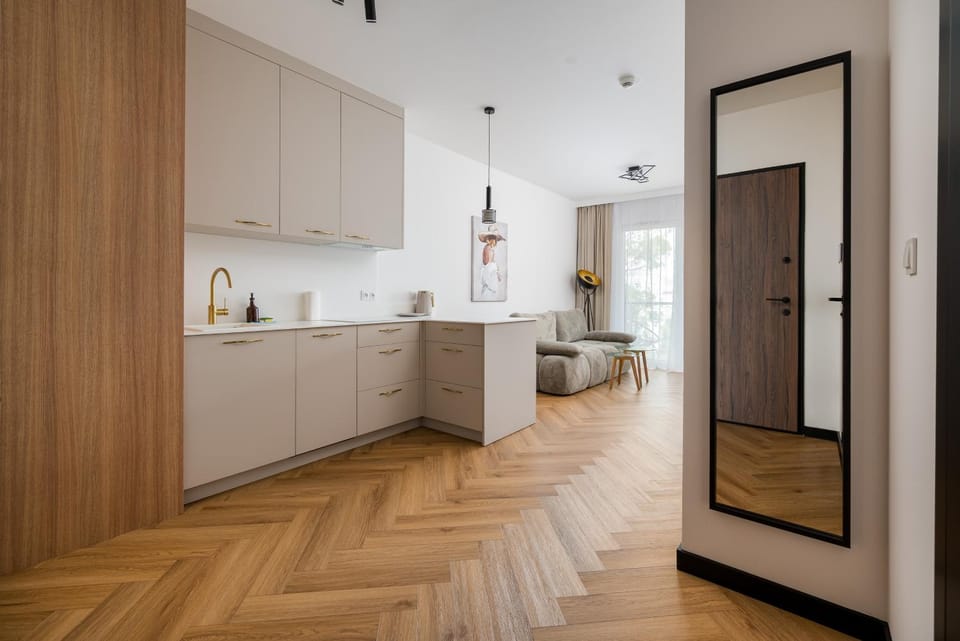 Kitchen or kitchenette, wardrobe