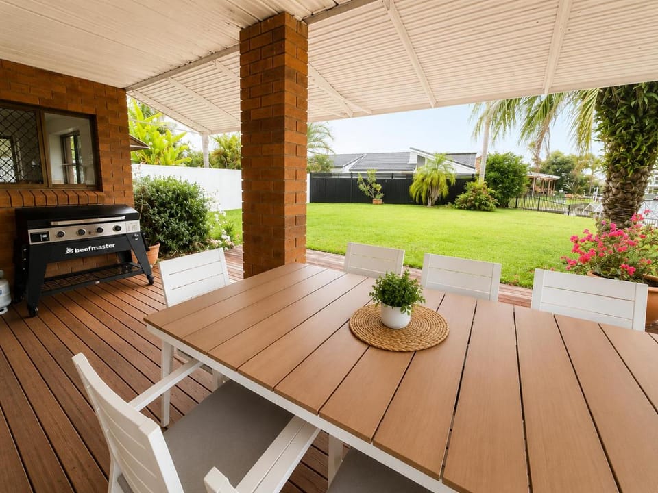 Patio, BBQ facilities, Balcony/Terrace, Garden view