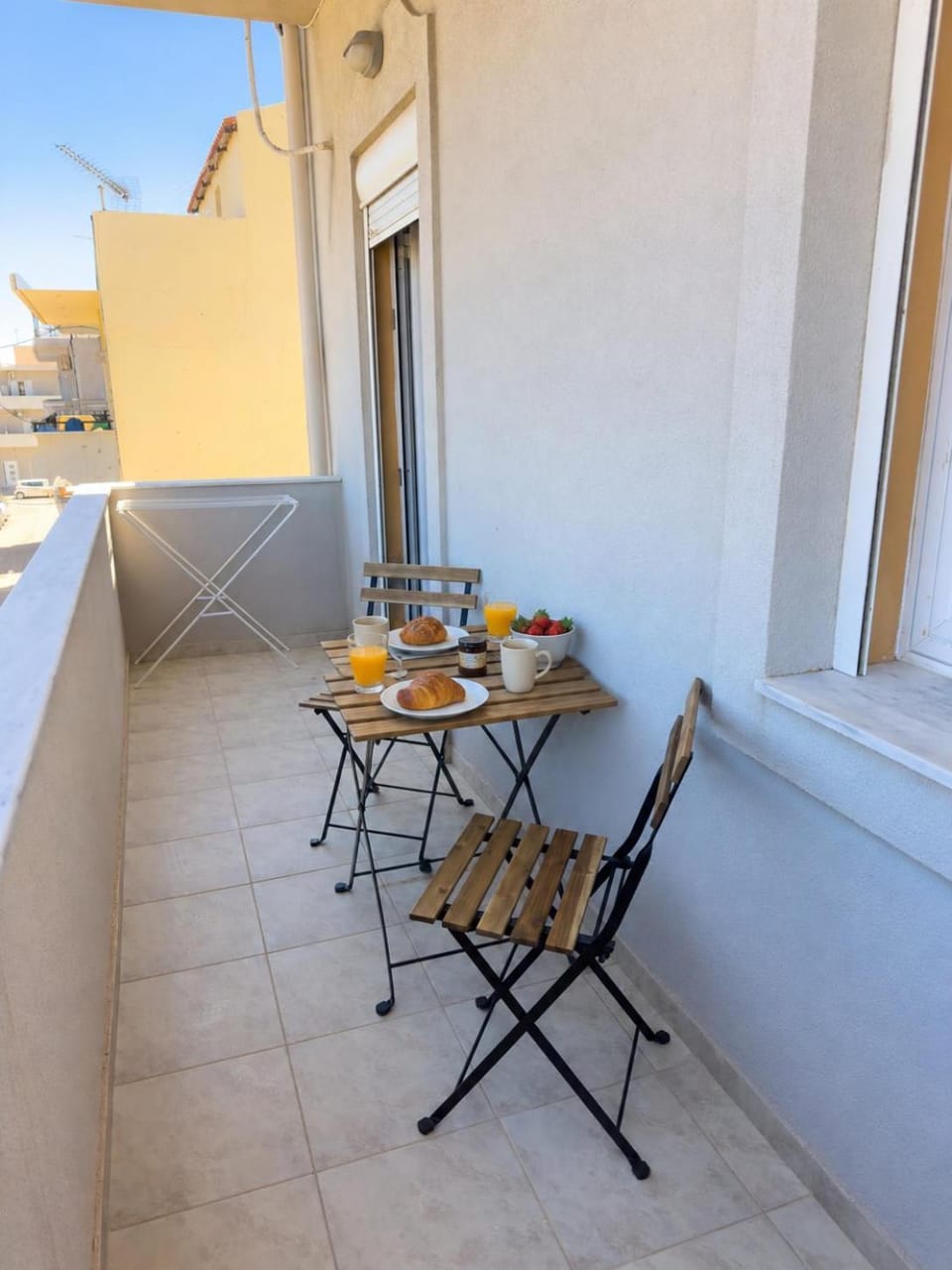 View (from property/room), Balcony/Terrace, Dining area