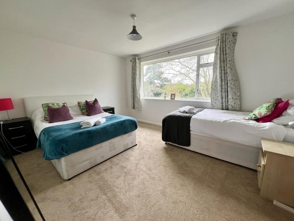 Large Stylish 5 bed Cambridge House House in South Cambridgeshire District