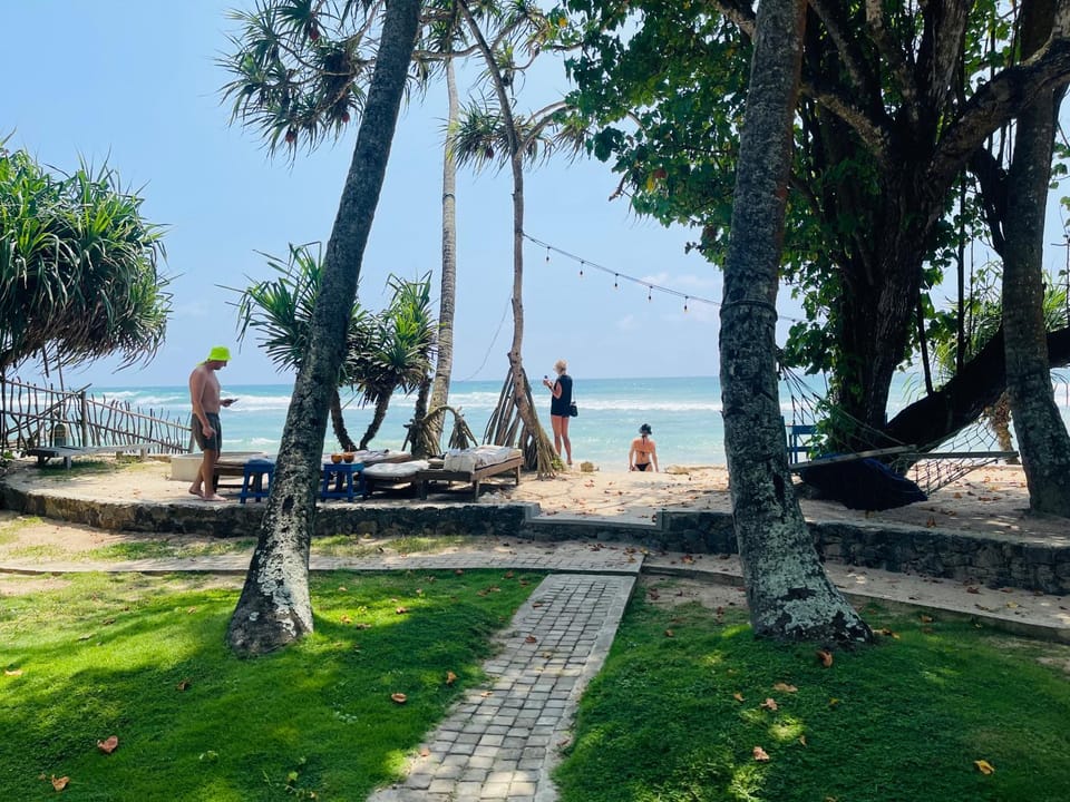Villa Flamingo Hotel in Ahangama