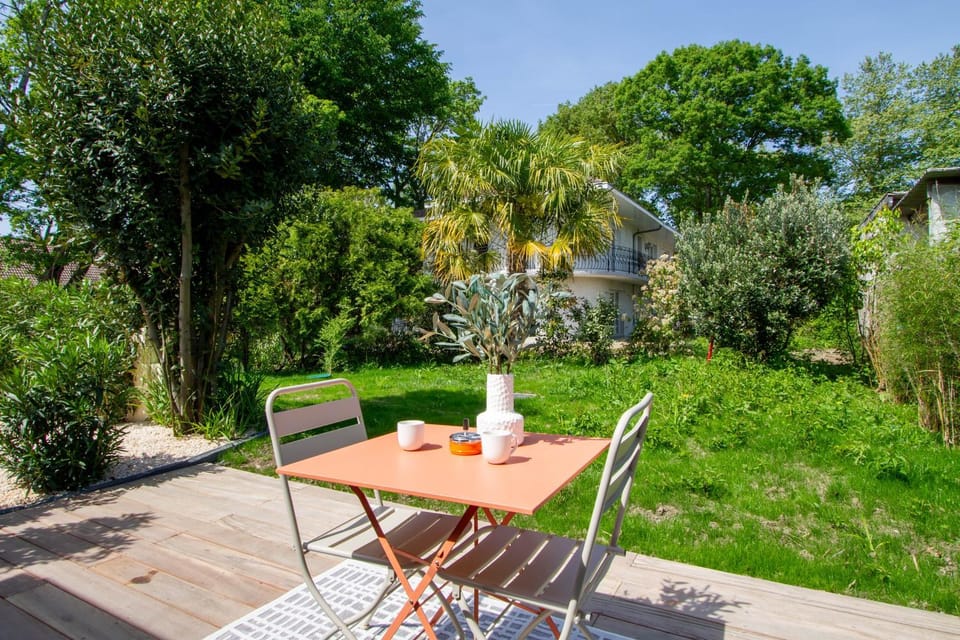 Garden, Balcony/Terrace