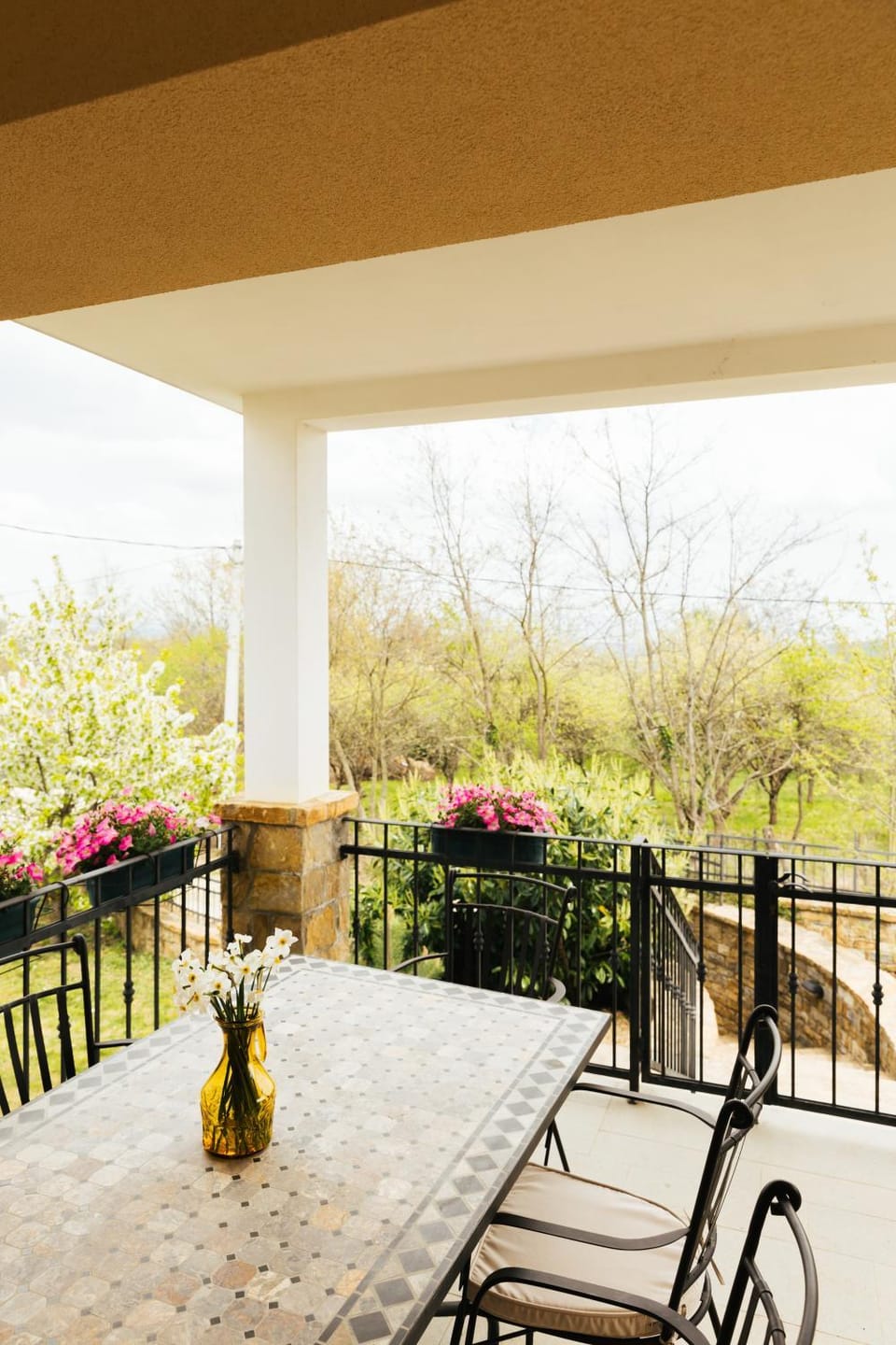 Spring, Balcony/Terrace
