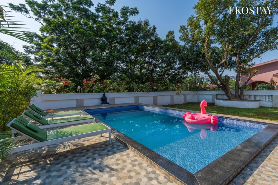 Day, Garden, Garden view, Pool view, Swimming pool, sunbed