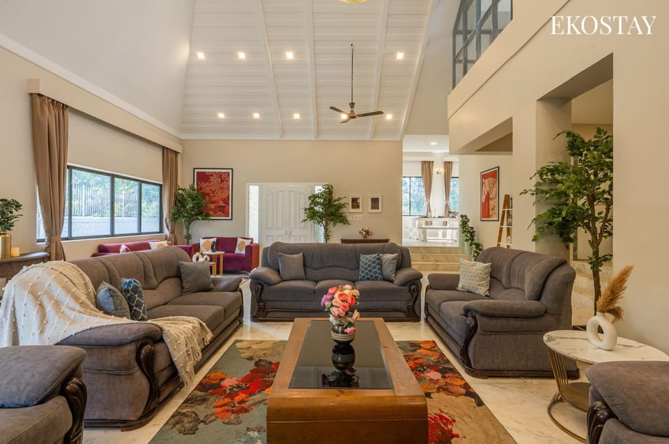 Living room, Seating area