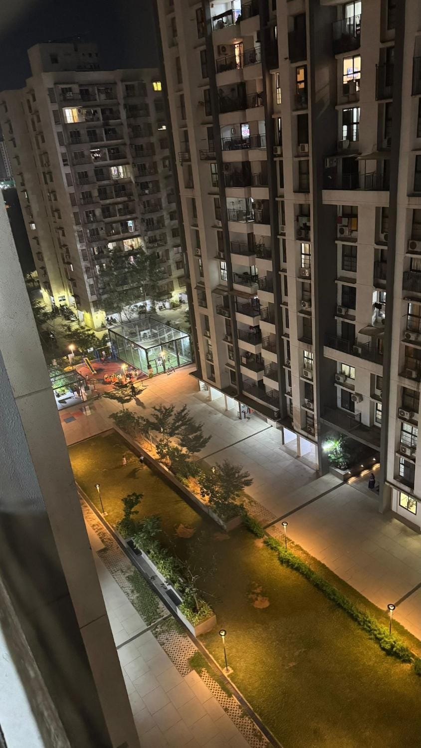 Modern 3BHK Retreat With Ample Space & Comfort Apartment in Ahmedabad